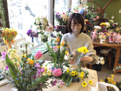 春のお花いっぱいのアレンジレッスン 春のお花いっぱいのアレンジレッスン